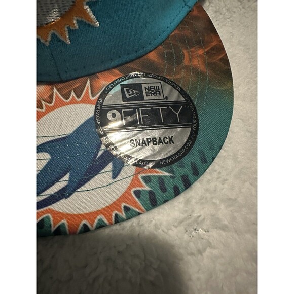 Miami Dolphins New Era SnapBack 9Fifty Hat Dolphin Design On Rim NFL Phins Fins - Picture 3 of 7